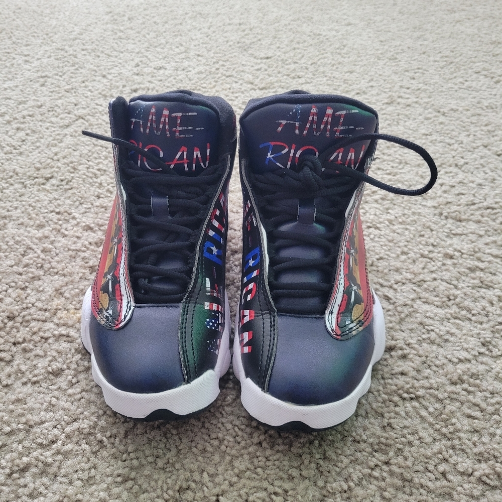 Ame-rican Sneakers